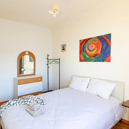 شقة 3 Bedroom لارنكا